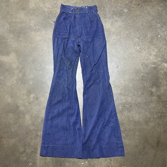 Wrangler Denim - Vintage 60s Wrangler Dark Wash Bell Bottom Jeans 22x32